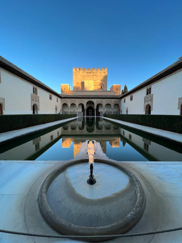 alhambra-patio-leones